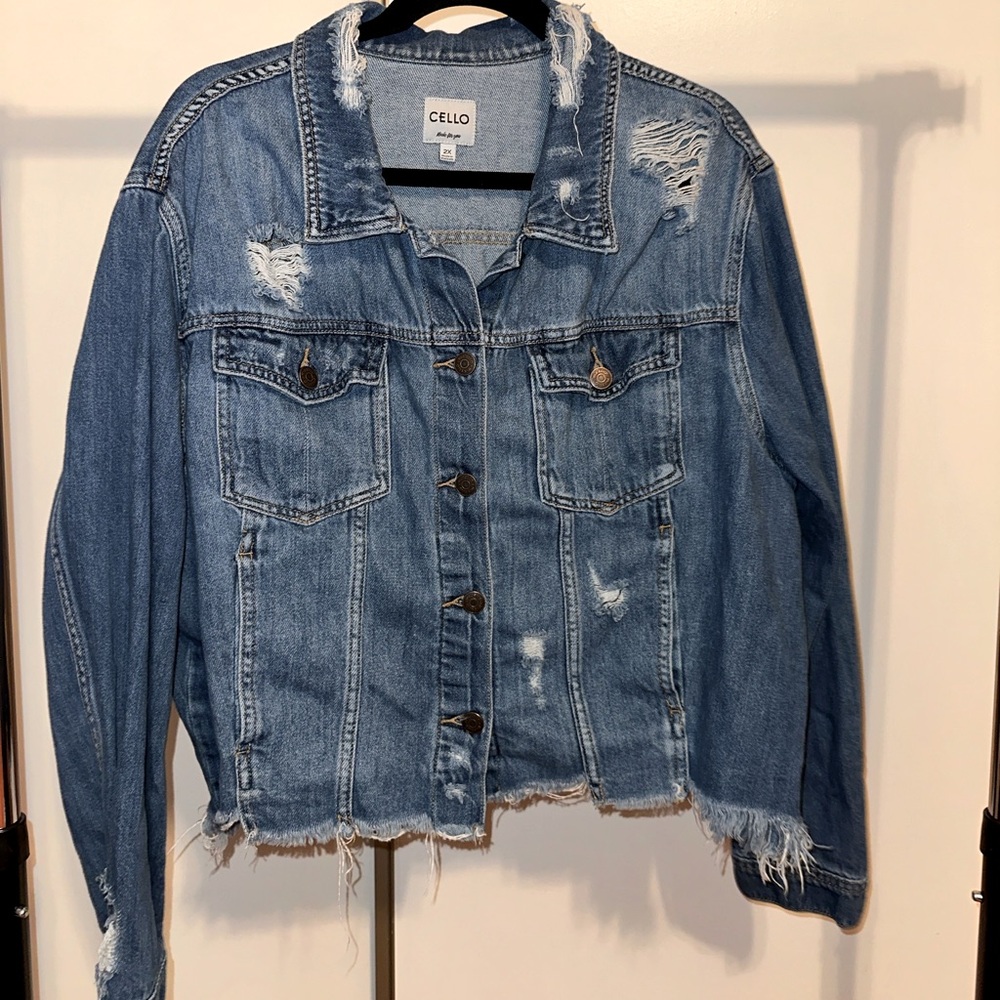 Cropped Distressed Denim Jacket